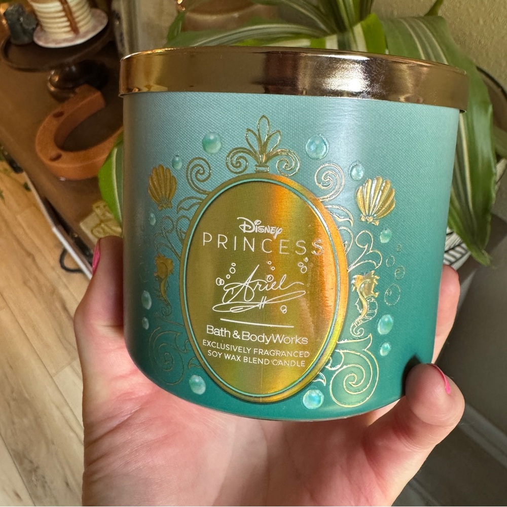 Disney Princess Bath & Body Works Candle- Ariel
